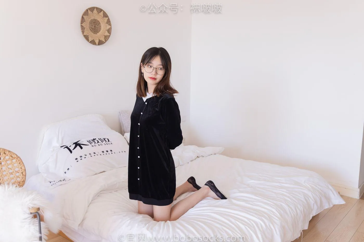 [BoBoSocks袜啵啵]NO.053 小甜豆-皮鞋、厚黑丝、黑色蕾丝船袜 [143P]插图6